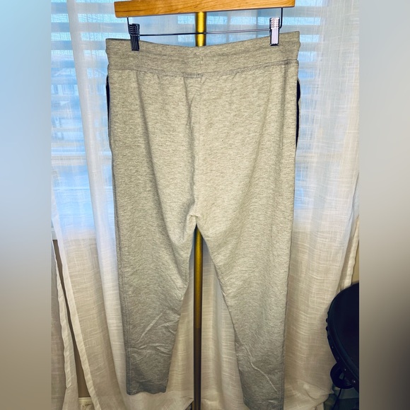 Balance Collection Menβs Pocket Jogger with Drawstring Sz M Light Gray - Picture 7 of 10